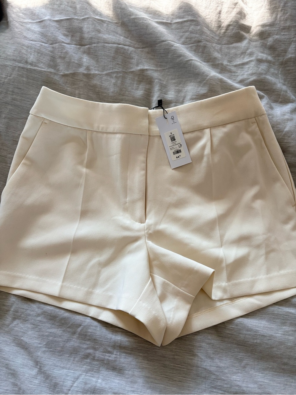 Dynamite Cream Tailored High-Waist Shorts